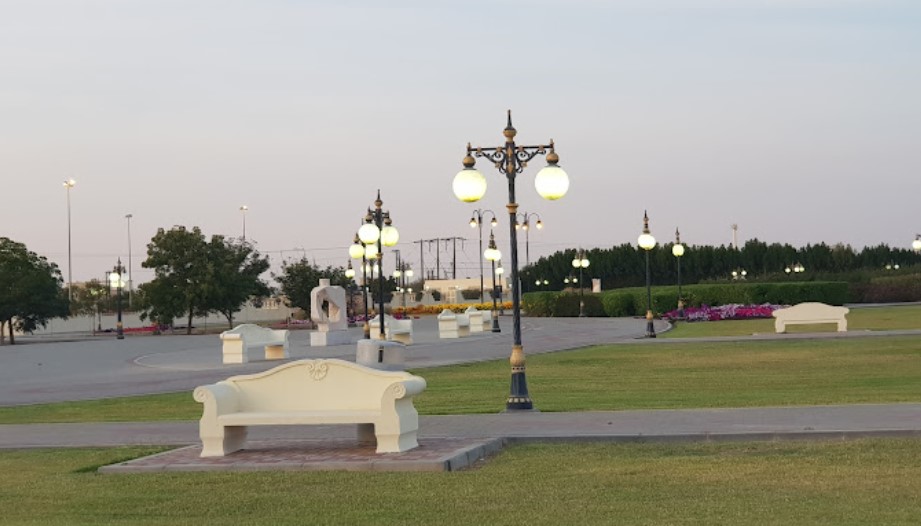 صورة تمثل مدينة البريمي في موقع الدليل العربي