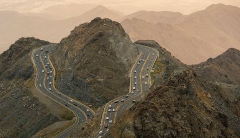 صورة تمثل مدينة الطائف في موقع الدليل العربي