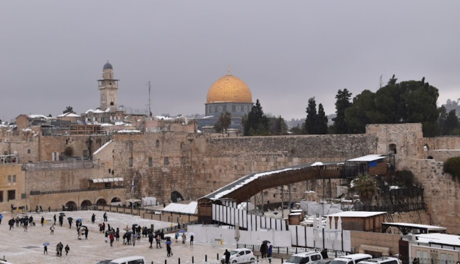 صورة تمثل مدينة القدس في موقع الدليل العربي