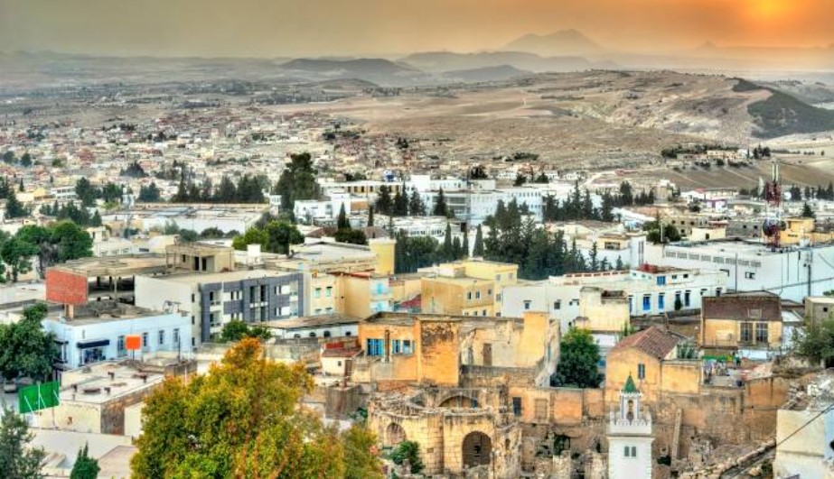 صورة تمثل مدينة الكاف في موقع الدليل العربي