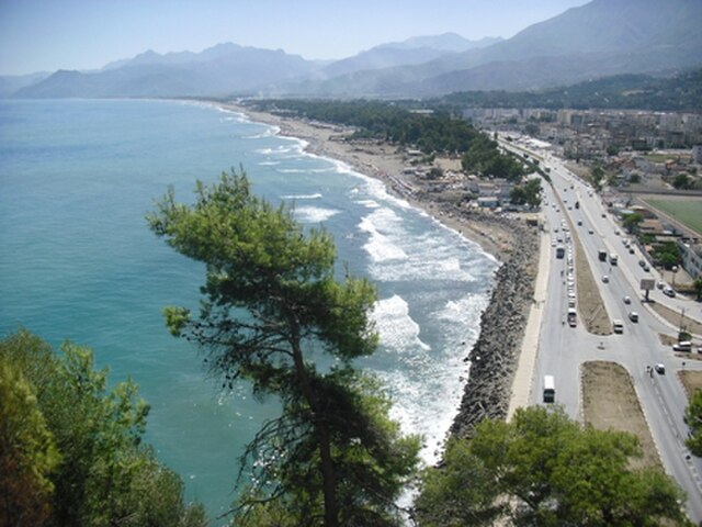 صورة تمثل مدينة بجاية في موقع الدليل العربي