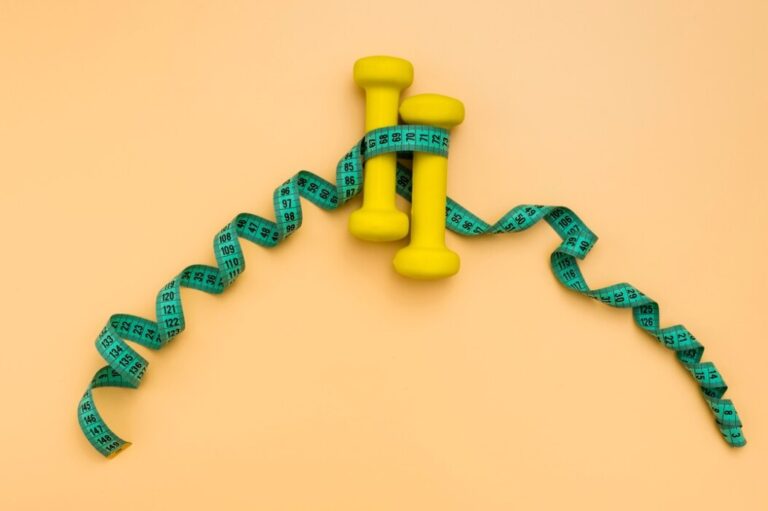 صورة تمثل أداة حساب نسبة دهون الجسم في موقع الدليل العربي